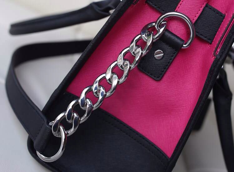 2014新款真皮女包 MK原版牛皮拼色铆钉锁头包中号 玫红手提包
