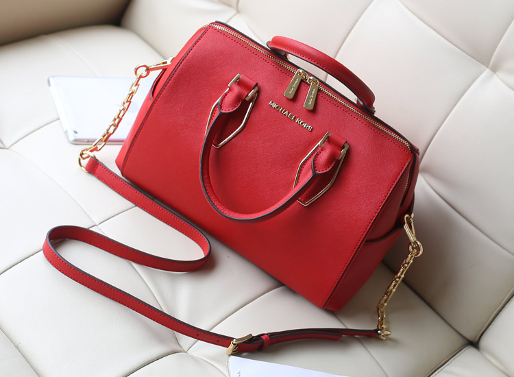 广州包包批发 MK贝壳包枕头包 原版皮 大红色 手提包时尚女包