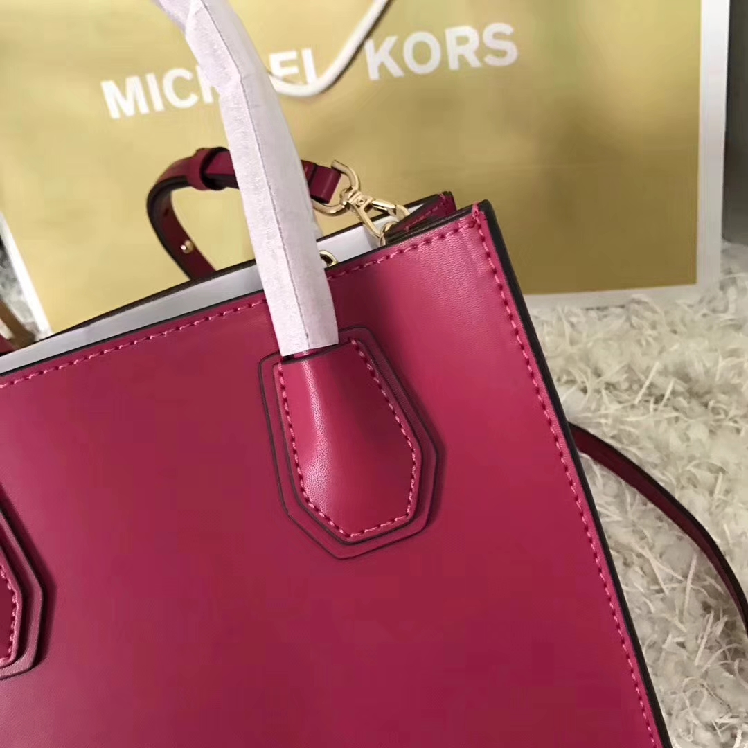 迈克高仕包包 MK Mercer Love专柜限量款平纹牛皮手提包22cm 玫红色